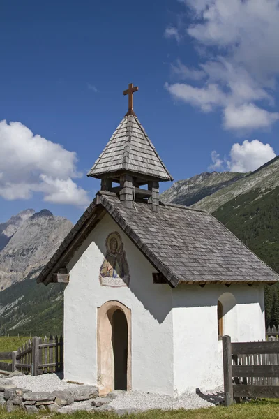 Karwendel chapel — Stock Photo, Image