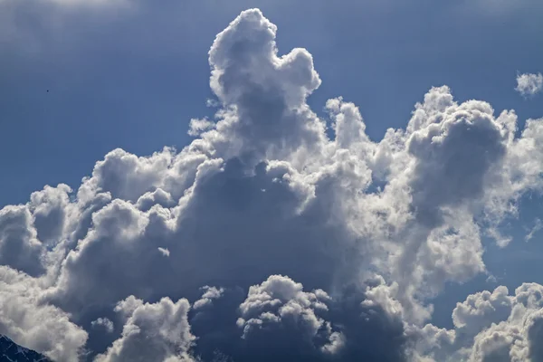 Clouds drift — Stock Photo, Image