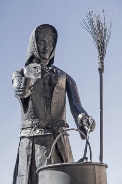 Cadılar, Triora içinde onument