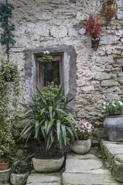 In Apricale — Stock Photo, Image