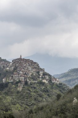 Apricale