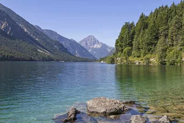 Sjön Plansee i Tyrolen — Stockfoto