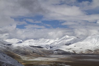 Sibillini dağlarda bahar