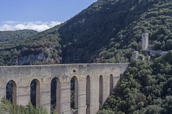 Ponte delle torri a Spoleto — Foto Stock