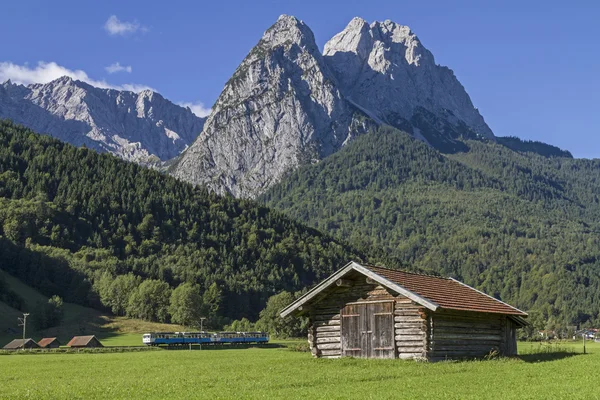 Hooi hut en Waxenstein — Stockfoto