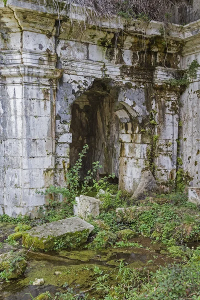 Ruiny kościoła San Vittorino — Zdjęcie stockowe