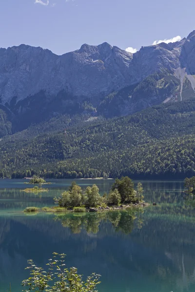 Sjön eibsee — Stockfoto