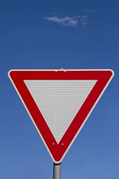 道の右側の記号 — ストック写真