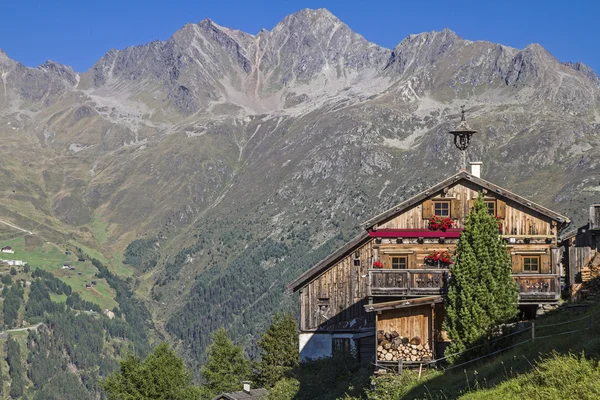 Oetztal vadisinde Kleblealm — Stok fotoğraf