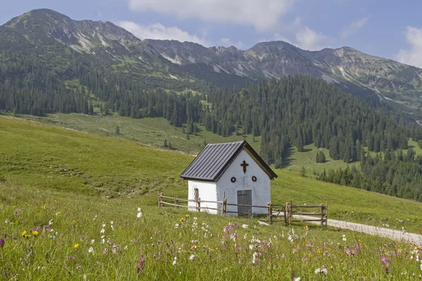 Malá kaple Karwendel — Stock fotografie