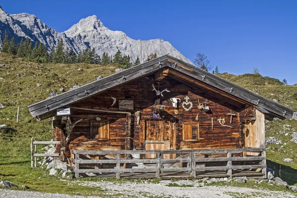 Ladizalm dans les montagnes de Karwendel — Photo