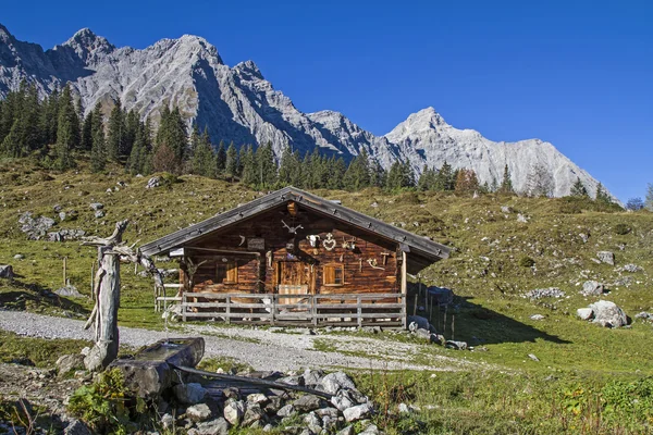 Ladizalm em montanhas karwendel — Fotografia de Stock