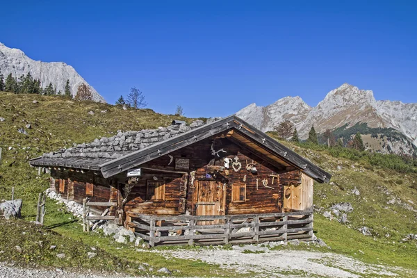 Ladizalm dans les montagnes de Karwendel — Photo