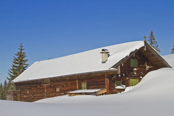 Foi ensteiner casa de campo no inverno — Fotografia de Stock