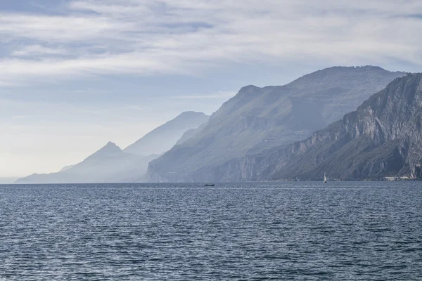 Lake Garda in backlight — Stock Photo, Image