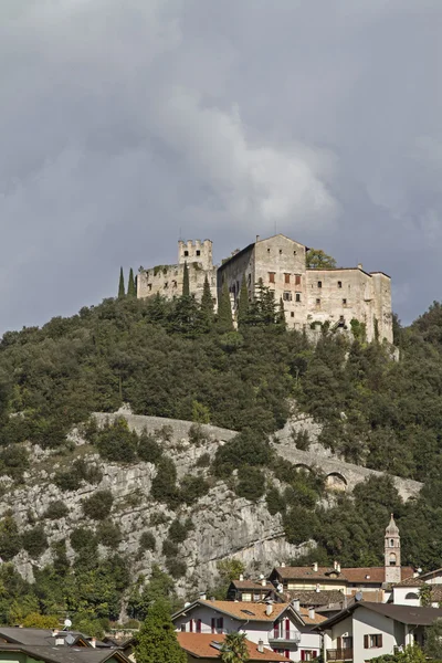 Lasino i Trentino — Stockfoto