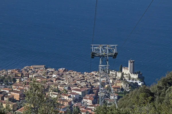 In alto sopra Malcesine — Foto Stock