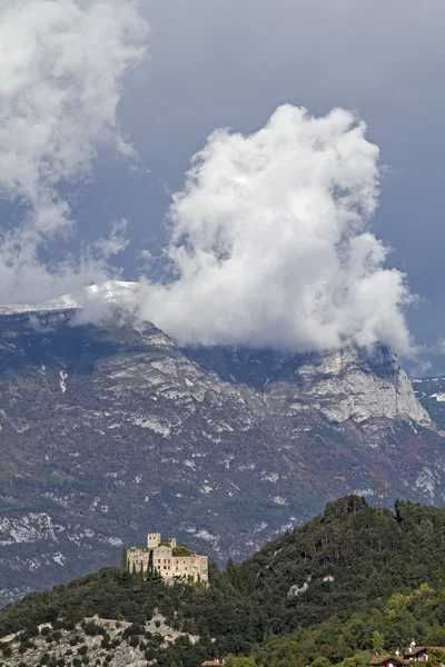 Castel madruzzo em trentino — Fotografia de Stock