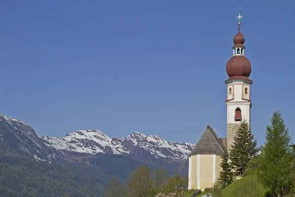 Obertelfs - wieś w Południowym Tyrolu — Zdjęcie stockowe