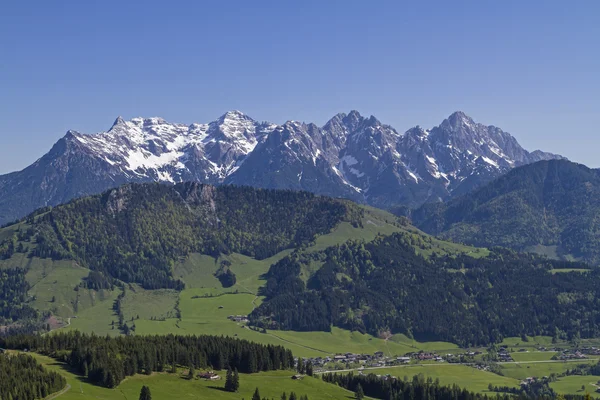 Lofer montañas en el Tirol — Foto de Stock