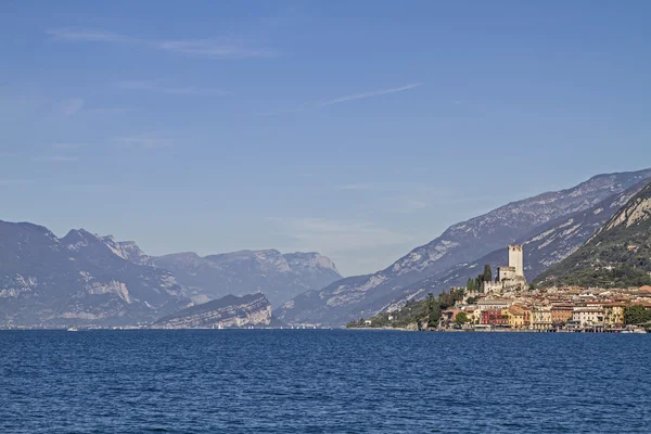 Malcesin a jezero garda — Stock fotografie