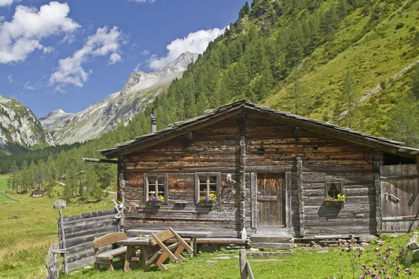 Cabana alpina no Hohe Tauern — Fotografia de Stock