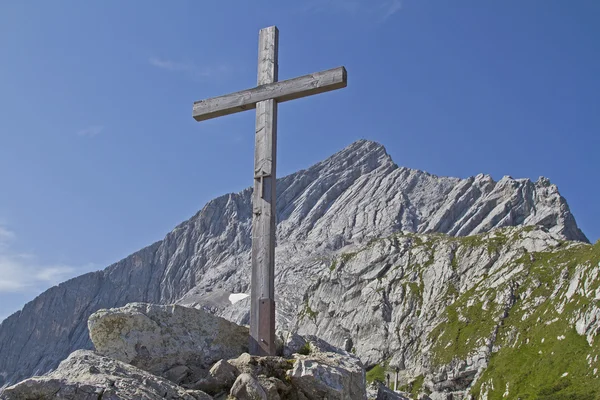 Alpspitze - Wwtterstein dağlarında dağ — Stok fotoğraf