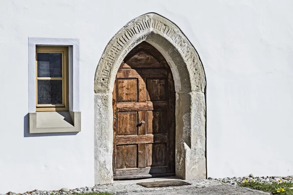 Historische huis ingang — Stockfoto