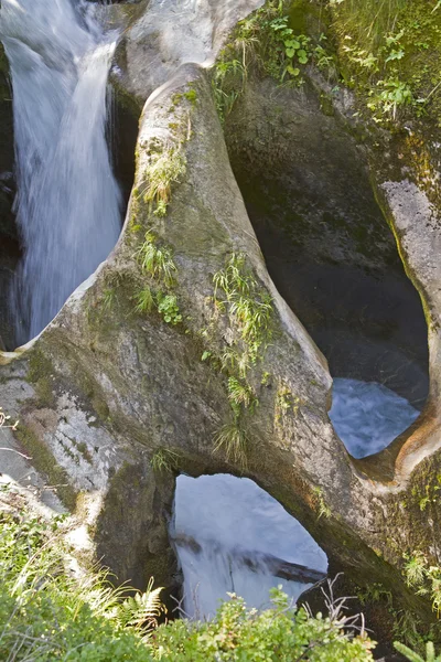 Schoesswend garganta en el valle de Felber — Foto de Stock