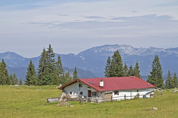 Laerchkogel の小屋 — ストック写真