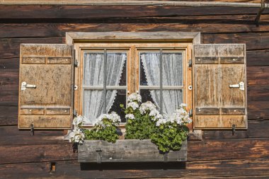 Eski pastoral kulübe detay
