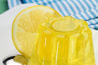 Limon jelatin tatlı