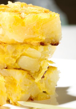 Lezzetli İspanyol omleti