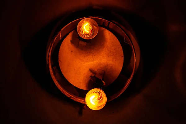 Dvě Zářící Lampy Vchodu — Stock fotografie
