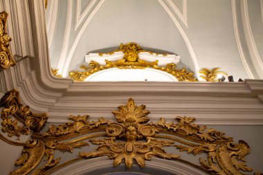 Restorasyondan sonra St. Andrew Kilisesi, Kiev