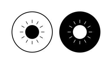 Güneş ikonu ayarlandı. Parlaklık Simgesi vektörü