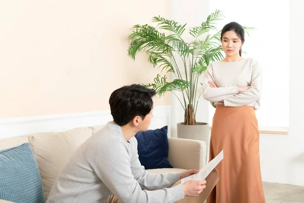 Asiática Pareja Divorciándose Divorcio Concepto —  Fotos de Stock