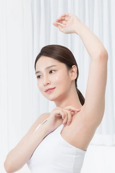 Nahaufnahme Der Schönen Asiatischen Modell Achselhöhlen Hautpflege Und Haarentfernungskonzept — Stockfoto