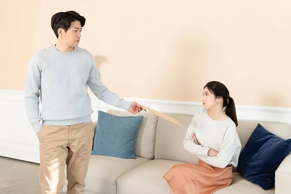 アジアの夫婦離婚離婚の概念 — ストック写真