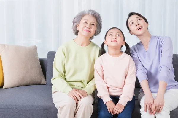 Drei Generationen Von Frauen Asiatische Großmutter Mutter Und Enkelin — Stockfoto