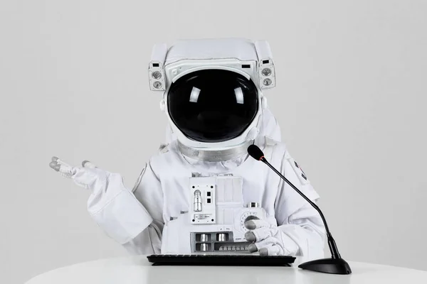 Video Konferansında Astronot Canlı Sohbet — Stok fotoğraf