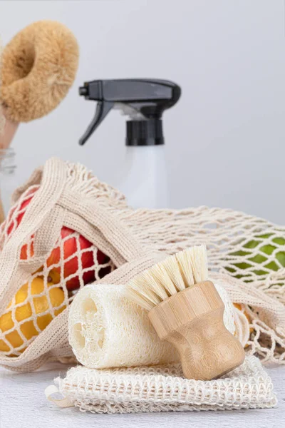 Zero Deșeuri Paie Inoxidabilă Placă Lemn Pulverizator Loofah Natural Sac — Fotografie, imagine de stoc