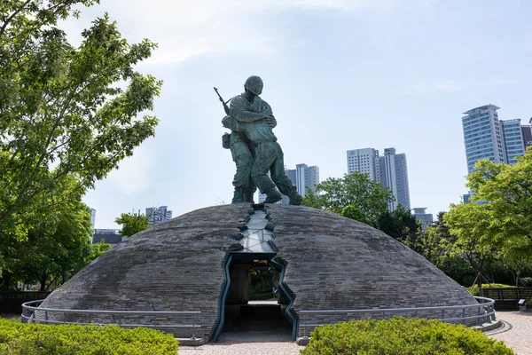 Estatua Conmemorativa Guerra Coreana Cementerio Nacional Seúl —  Fotos de Stock