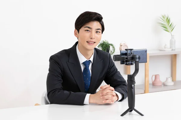 Asian Young Man Suit Preparing Untact Online Interview Using Smartphone — Stok fotoğraf