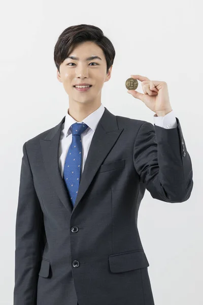 Asian Man Businessman Employee Smiling Bitcoin Object — ストック写真