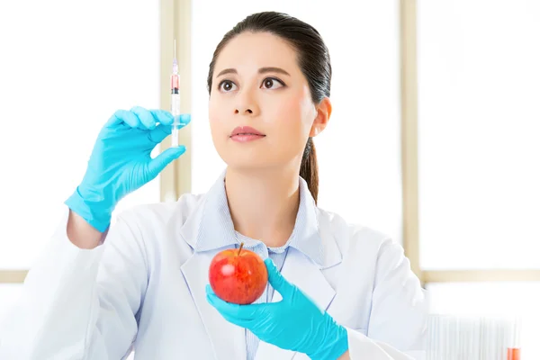 Asian female scientist try to breakthrough genetic modification — Stock Photo, Image