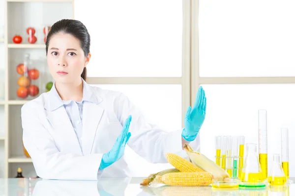 Immer am Leben bleiben Sagen Sie Nein zu gmo chemischen Lebensmitteln — Stockfoto