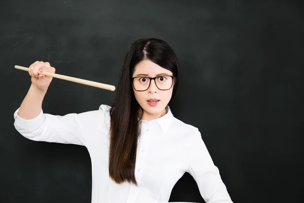 Non dovremmo insegnare ai bambini che le scienze danno loro un assaggio. — Foto Stock