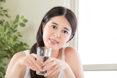 uzun yaşam için en önemli faktörler, kısmen içme wat bulunmaktadır