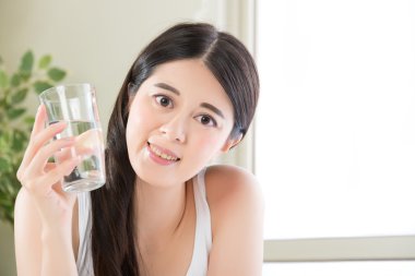 sağlıklı beslenme için düzenli fiziksel egzersiz ve içme suyu